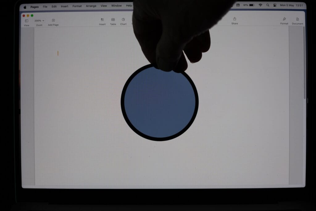 Polarising filter with incorrect alignment