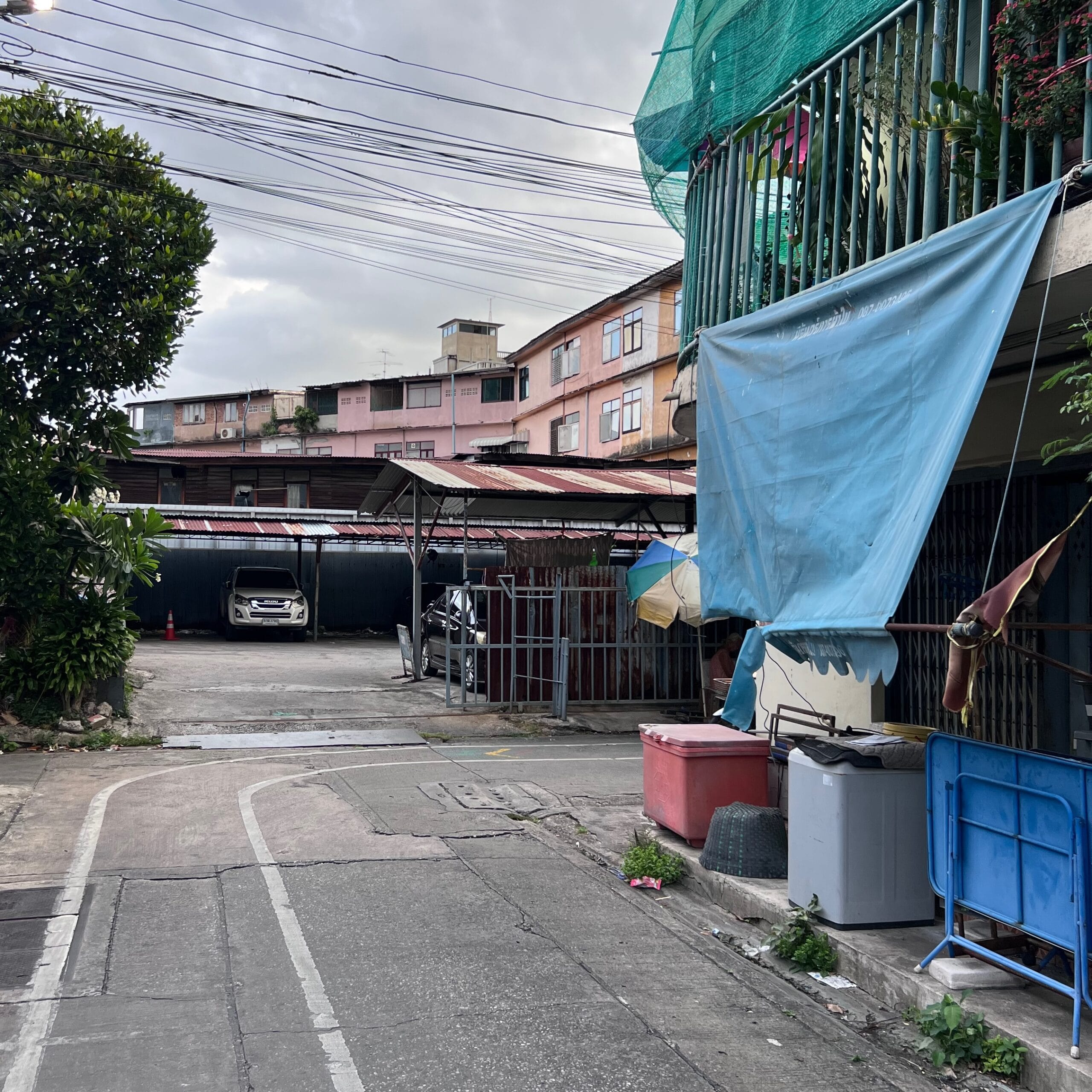 Narrow lane with white lines in Bangkok